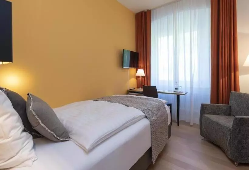 Komfort Einzelzimmer, Fravi