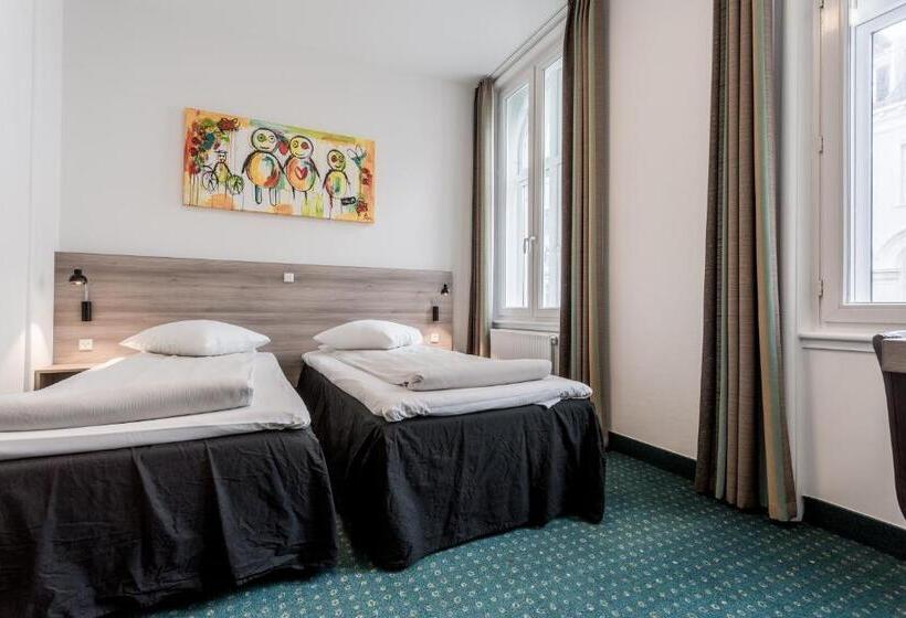 Номер Стандарт, Good Morning City Copenhagen Star