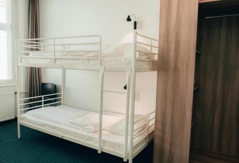 Семейный Номер, Good Morning City Copenhagen Star