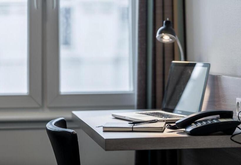 Номер Стандарт, Good Morning City Copenhagen Star