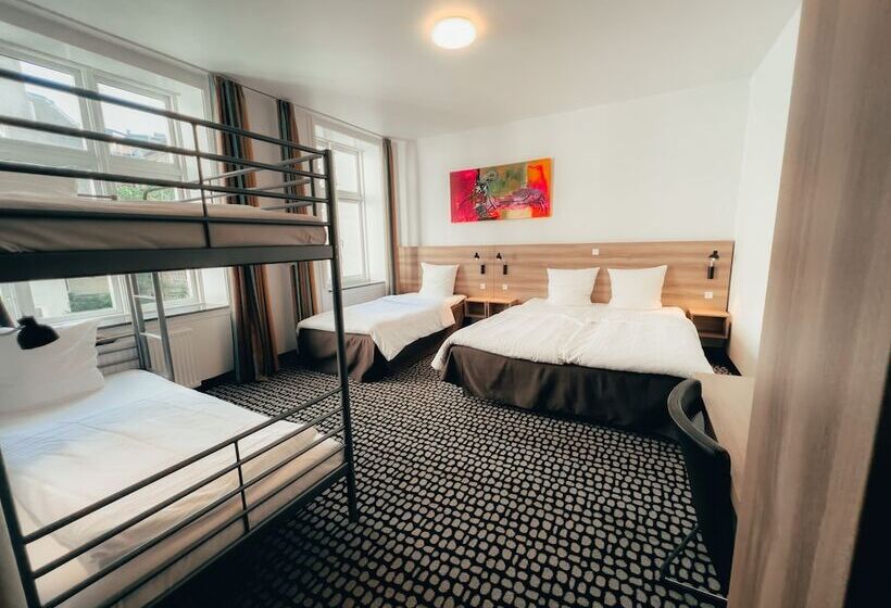 Семейный Номер, Good Morning City Copenhagen Star