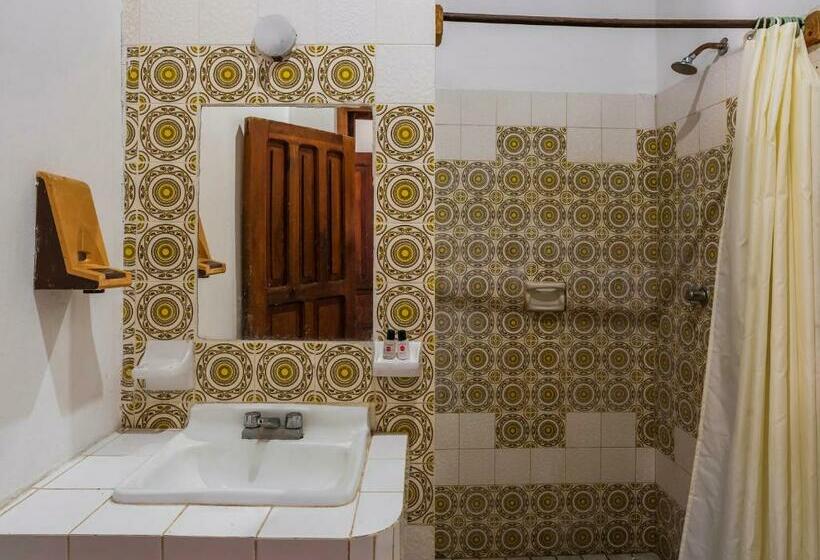 اتاق خانوادگی, Sands