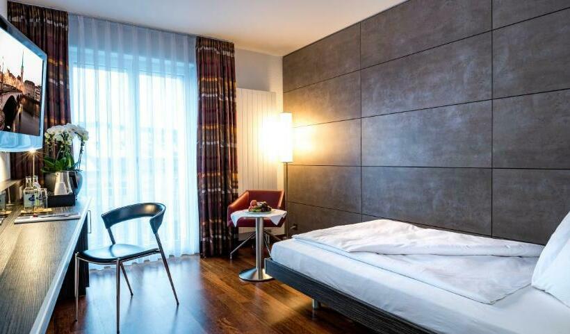 اتاق استاندارد یک نفره, Sternen Oerlikon