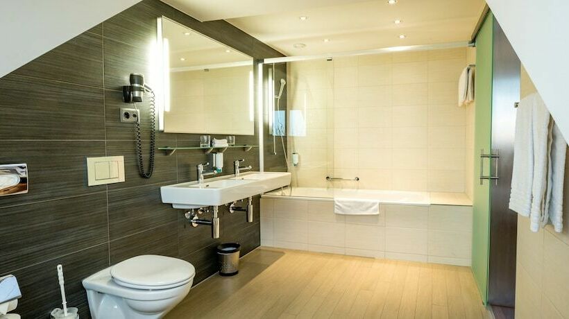 اتاق استاندارد یک نفره, Sternen Oerlikon