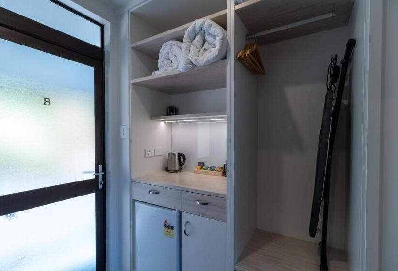 スタンダードスタジオ, The Bealey