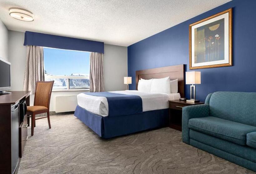 غرفة قياسية سرير كينج, Travelodge By Wyndham Timmins