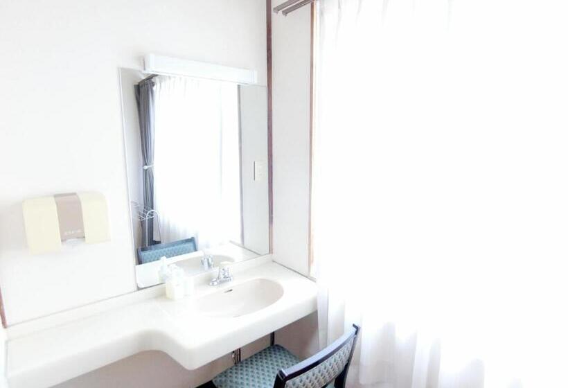 غرفة إقتصادية حمام مشترك, Nogami Honkan