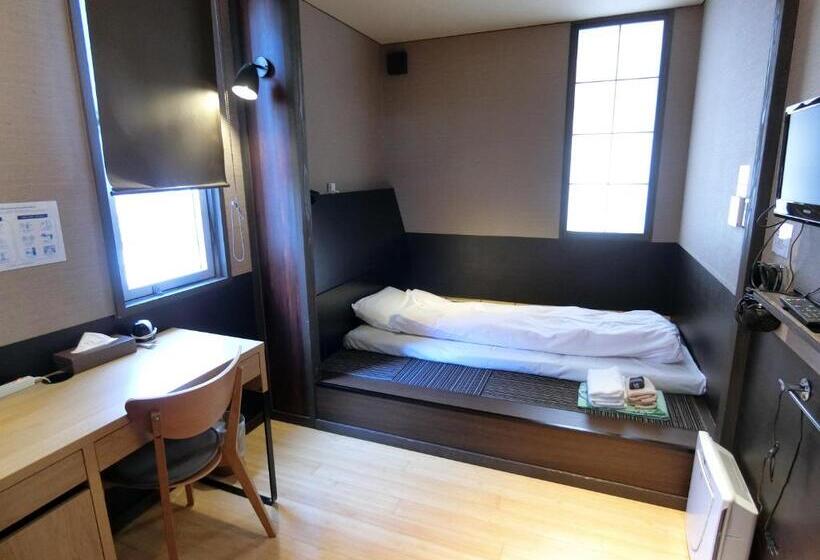 غرفة قياسية فردية حمام مشترك, Nogami Honkan