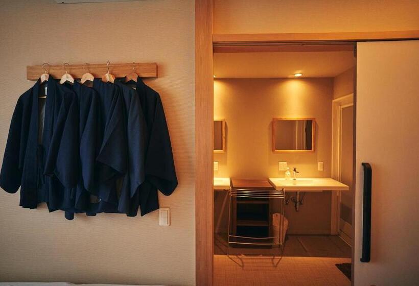 غرفة سوبيريور عائلية, Nogami Honkan