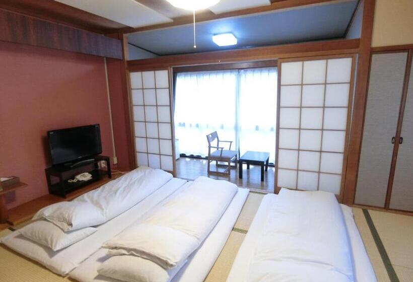 غرفة قياسية, Nogami Honkan