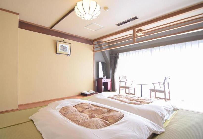 غرفة إقتصادية, Nogami Honkan