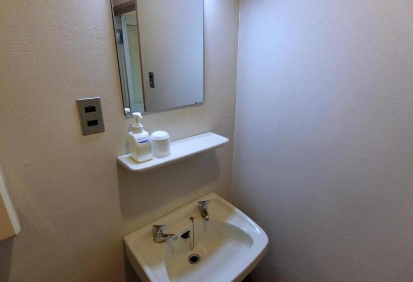 غرفة إقتصادية, Nogami Honkan