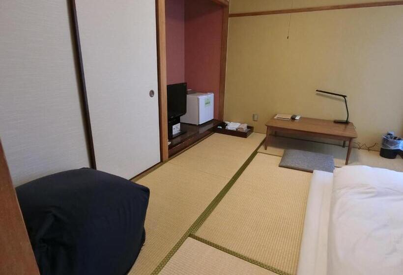 غرفة إقتصادية, Nogami Honkan