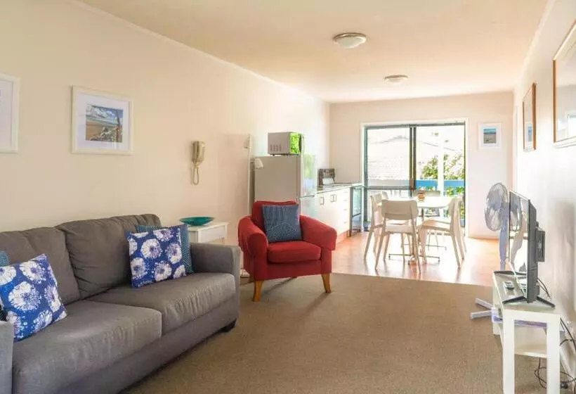 Huoneisto 2 Makuuhuonetta, Snells Beach Motel