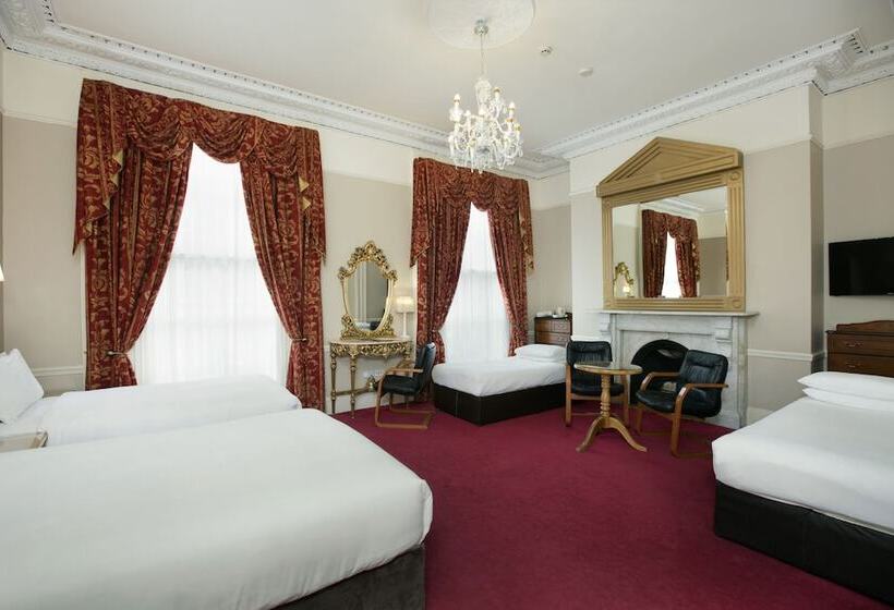 اتاق خانوادگی, Harcourt