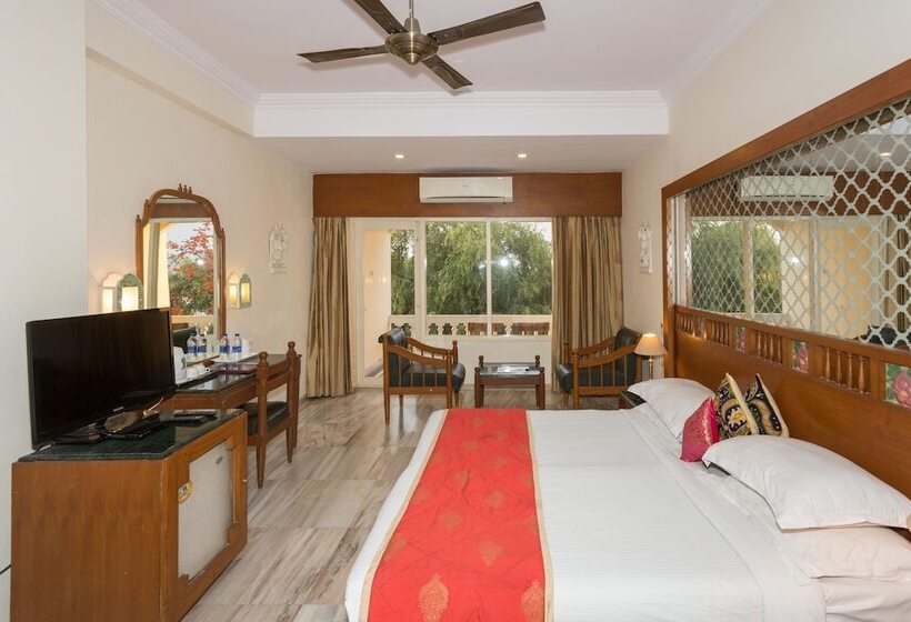 デラックスルーム, Hilltop Palace