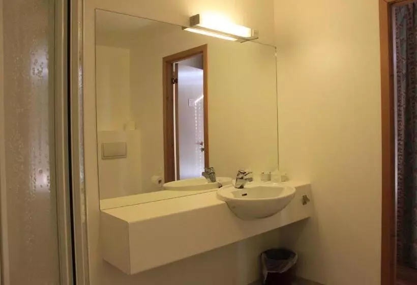 Standart Tek Kişilik Oda, Mitt Hotell & Apartments