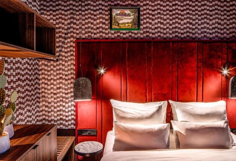 غرفة قياسية, The Highlander Amsterdam