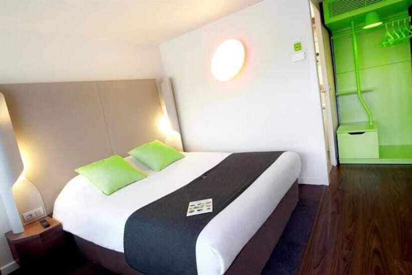 스탠다드 룸 더블 침대, Campanile Aix En Provence Sud   Pont De L Arc