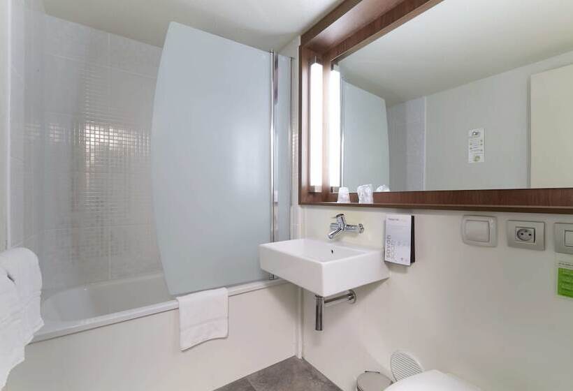 اتاق استاندارد, Campanile Le Mans Est