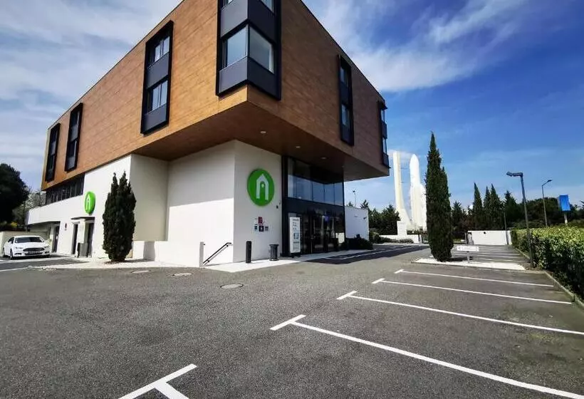 スーペリアの４人部屋, Campanile Toulouse Balma   Cité De L Espace