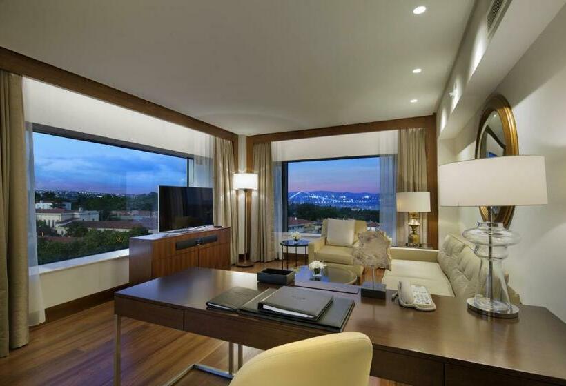 Deluxe Room, Conrad Istanbul Bosphorus