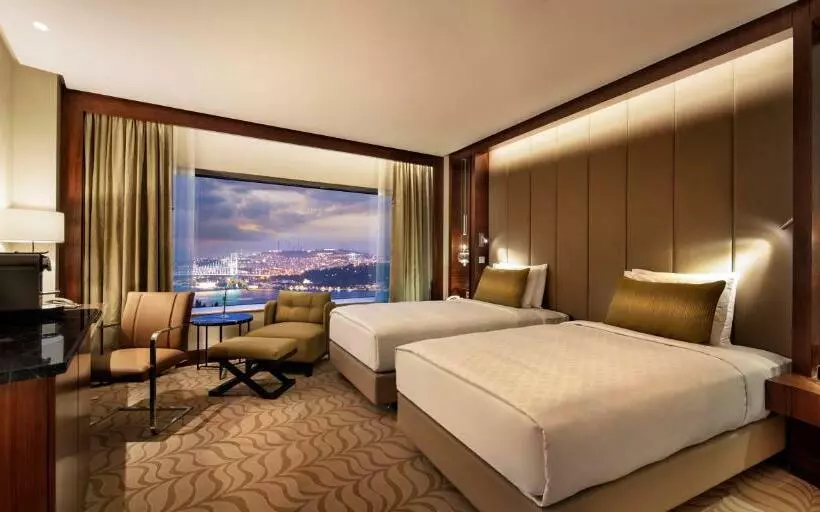 Executive Room Park View, Conrad Istanbul Bosphorus