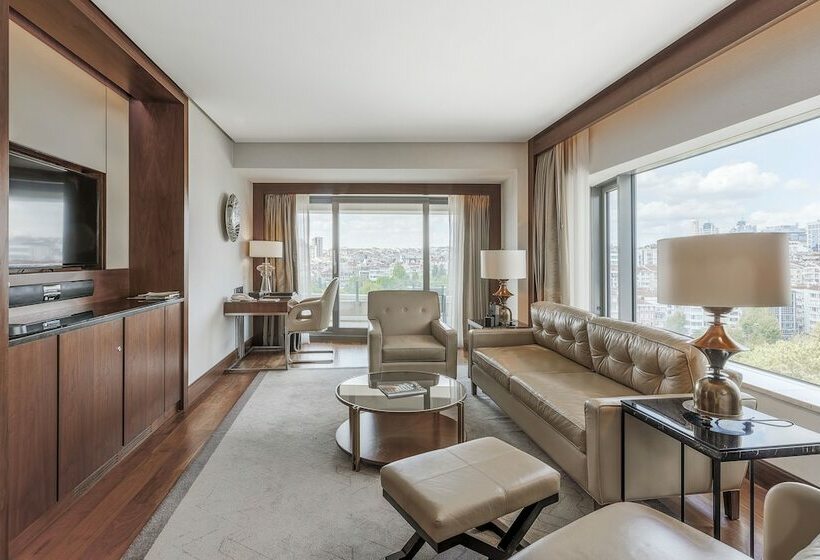 Family Suite, Conrad Istanbul Bosphorus