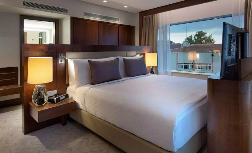 Family Suite, Conrad Istanbul Bosphorus