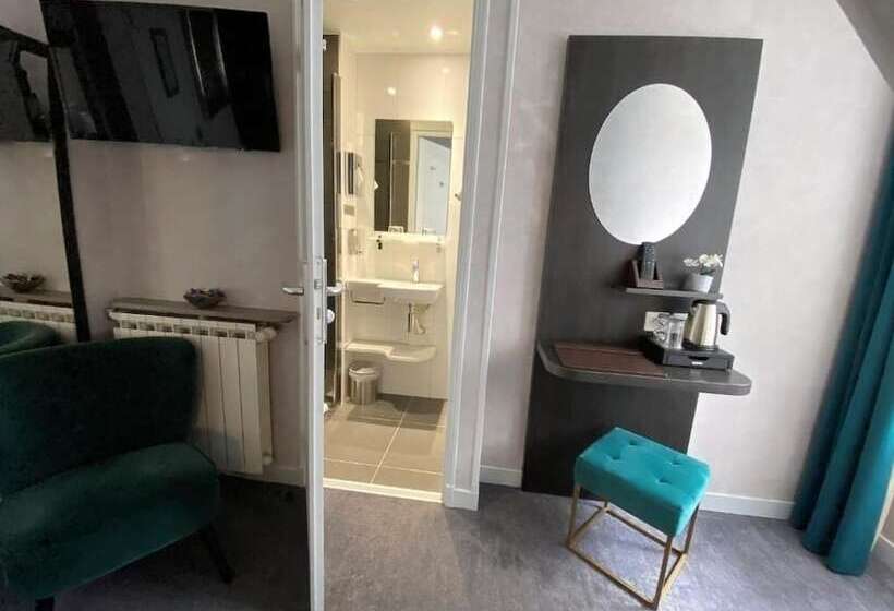 クラシックルーム, De La Paix Tour Eiffel