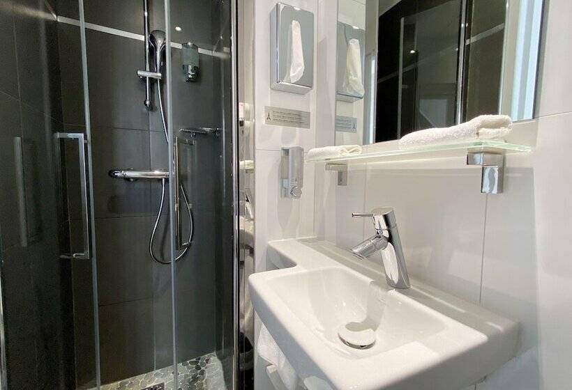 スーペリアールーム, De La Paix Tour Eiffel