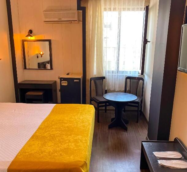 Quarto standart individual, Güleryüz 2