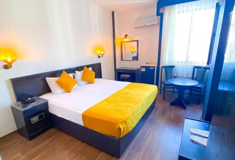 Quarto standard, Güleryüz 2