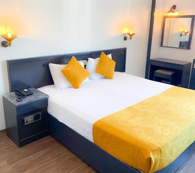 Quarto standard, Güleryüz 2