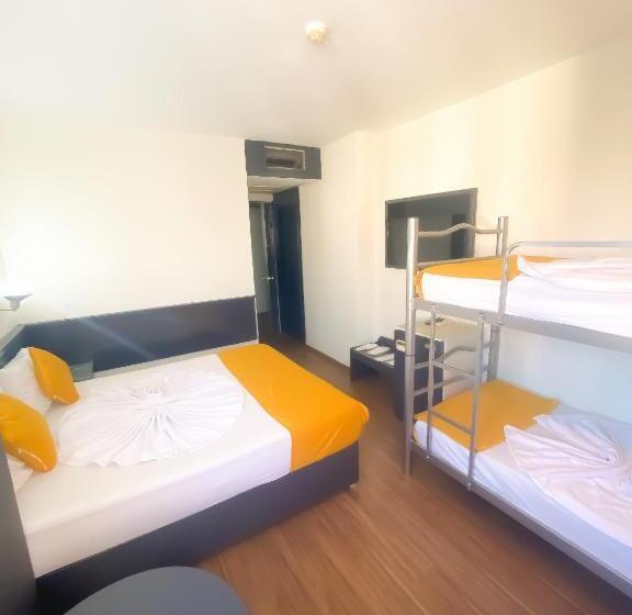 Quarto Quádruplo Standard, Güleryüz 2