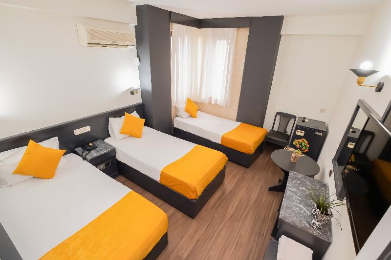 Quarto Triplo Standart, Güleryüz 2