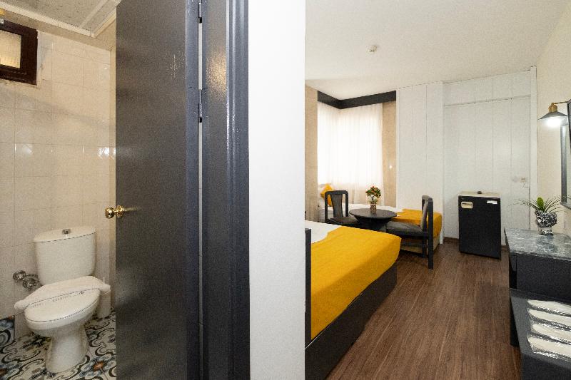 Quarto Triplo Standart, Güleryüz 2