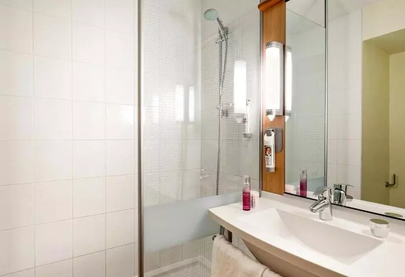 اتاق استاندارد با تخت دوبل, Ibis Vichy