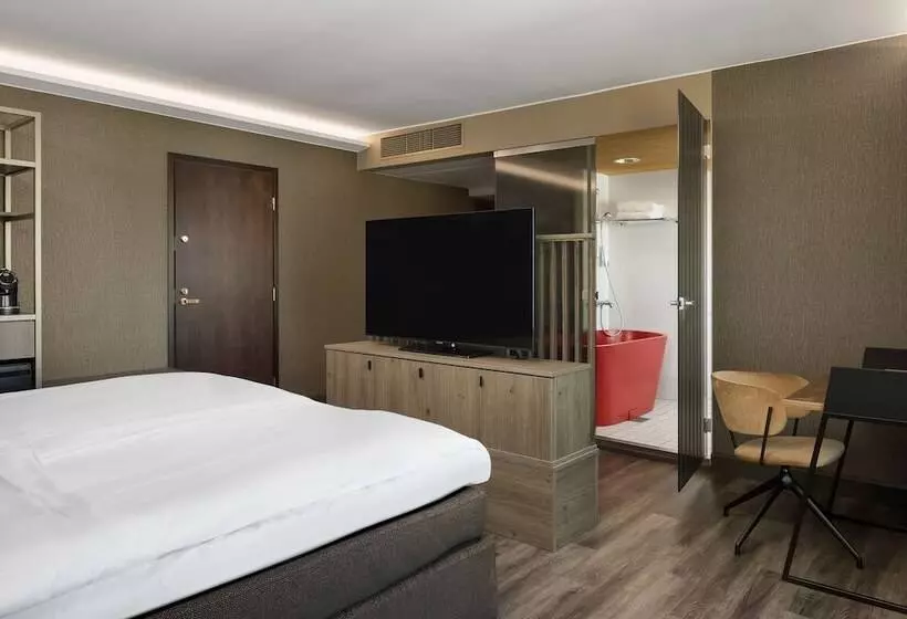 سوییت اجرایی, Radisson Blu Marina Palace Hotel, Turku