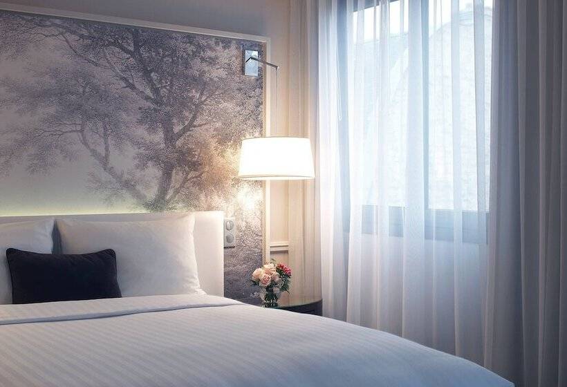 Номер Deluxe, Renaissance Paris Nobel Tour Eiffel