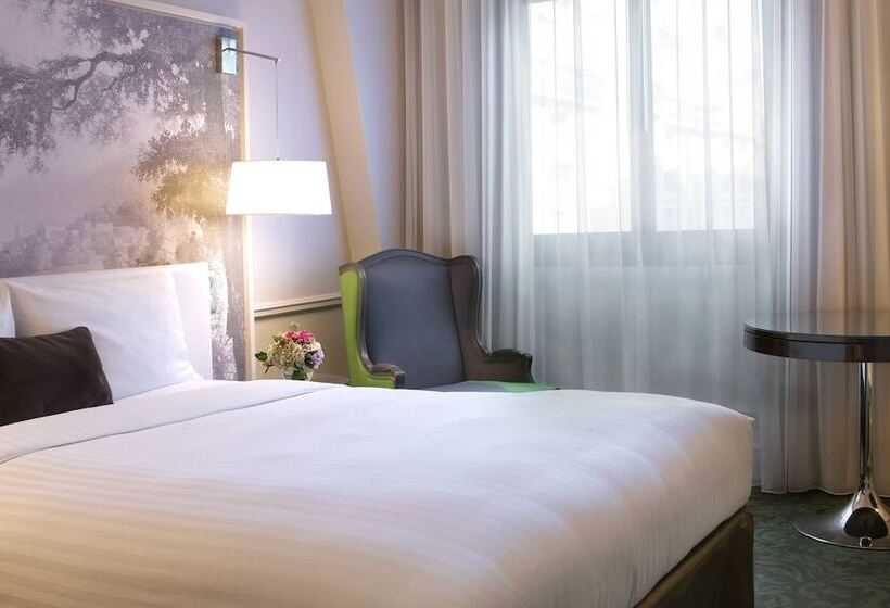 غرفة ديلوكس, Renaissance Paris Nobel Tour Eiffel