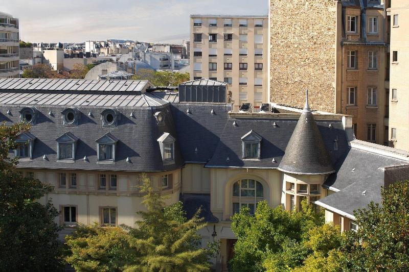 Номер Deluxe с Видом, Renaissance Paris Nobel Tour Eiffel
