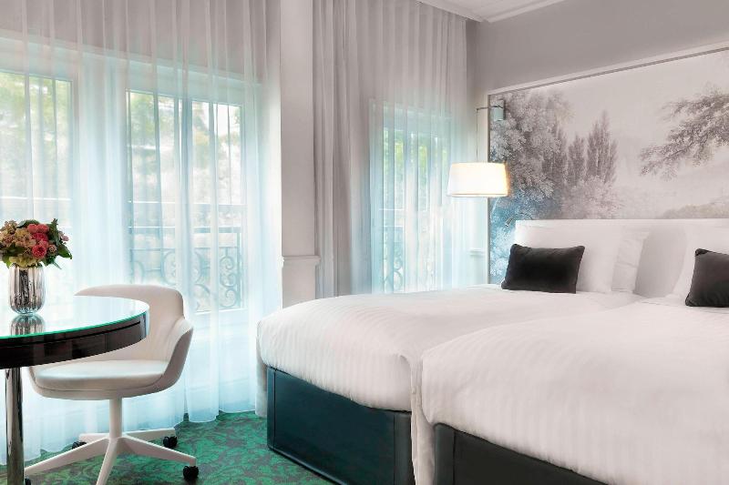 غرفة ديلوكس ذات إطلالة, Renaissance Paris Nobel Tour Eiffel