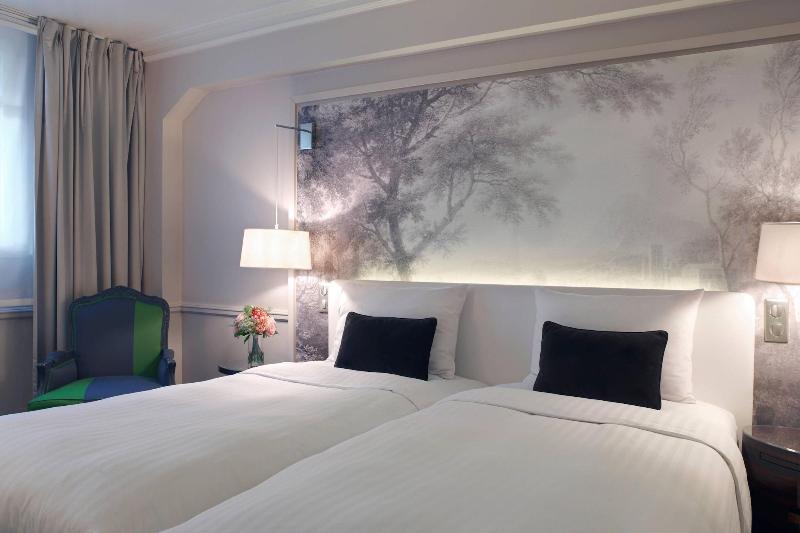 Номер Deluxe с Видом, Renaissance Paris Nobel Tour Eiffel