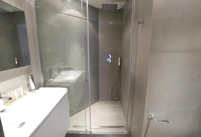 آپارتمان لوکس 1 خوابه, Roi De Sicile   Rivoli    Luxury Apartment