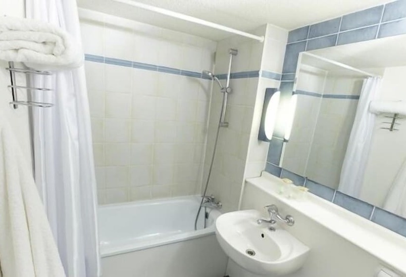 Номер Superior, Le 2 By Hotel Akena   La Ferté Bernard