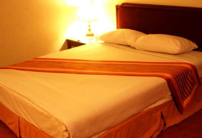 디럭스 룸, The Regency Hotel Hatyai