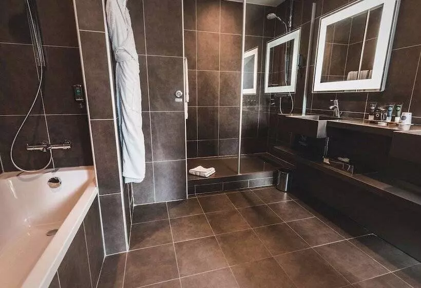 سوییت سوپریور, Novotel Toulouse Centre Wilson