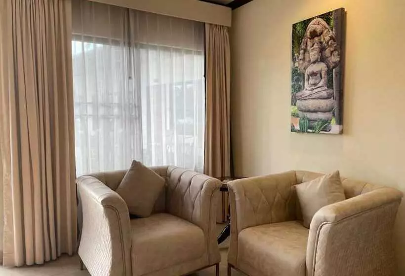 اتاق لوکس, Thai Garden Resort