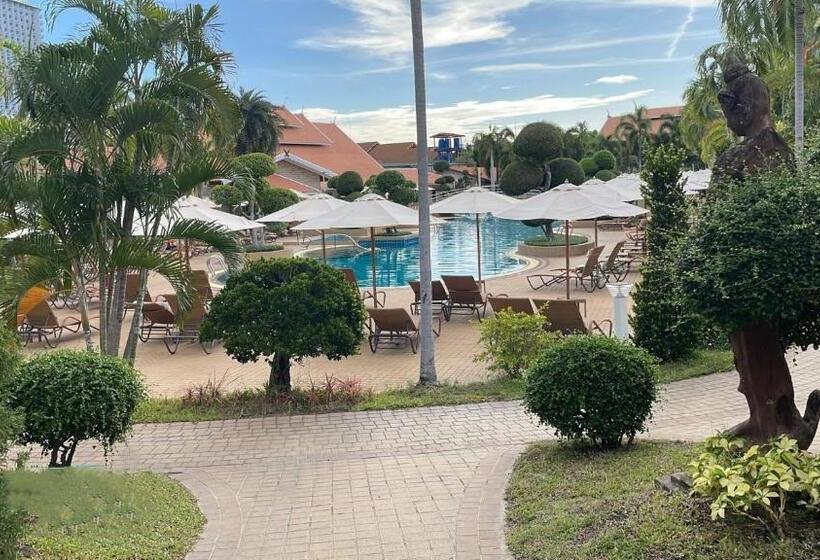 Номер Deluxe Кровать Кинг, Thai Garden Resort